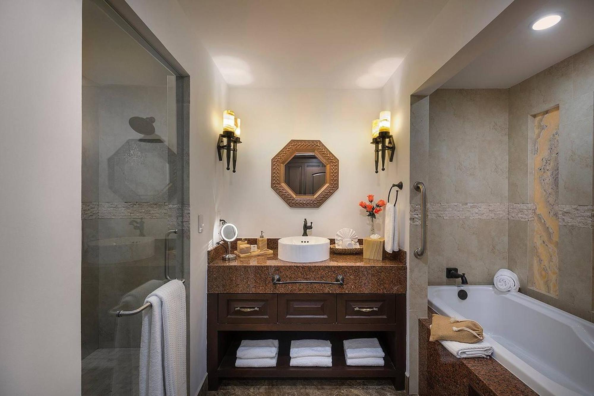 לה פז Room In Holiday House - Hacienda Encantada-King Or Queen Beds-Kitchenette מראה חיצוני תמונה